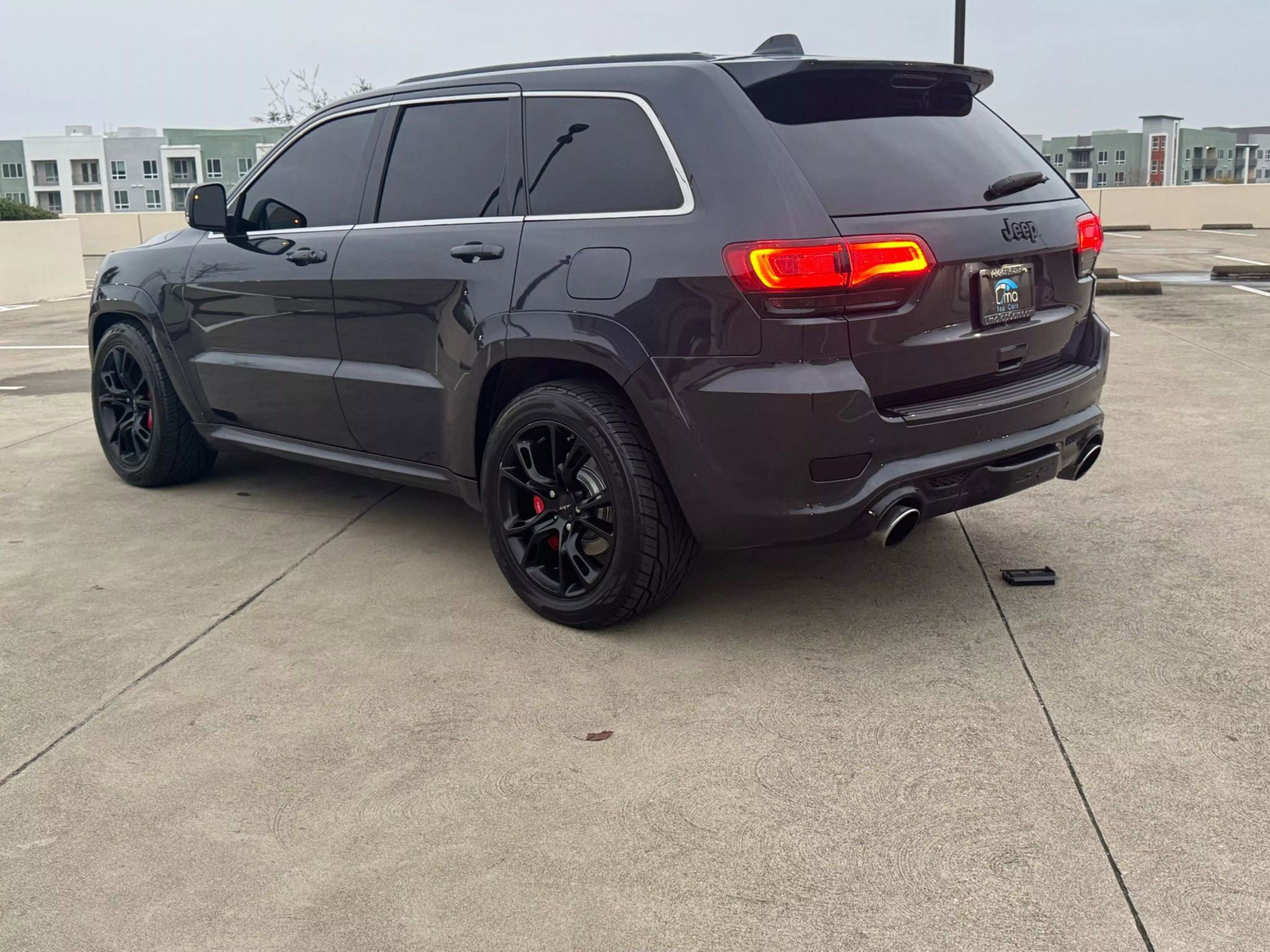 Used 2014 Jeep Grand Cherokee SRT image 48