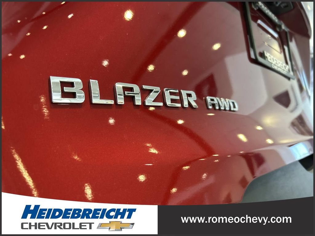 Used 2024 Chevrolet Blazer LT AWD/4WD image 34