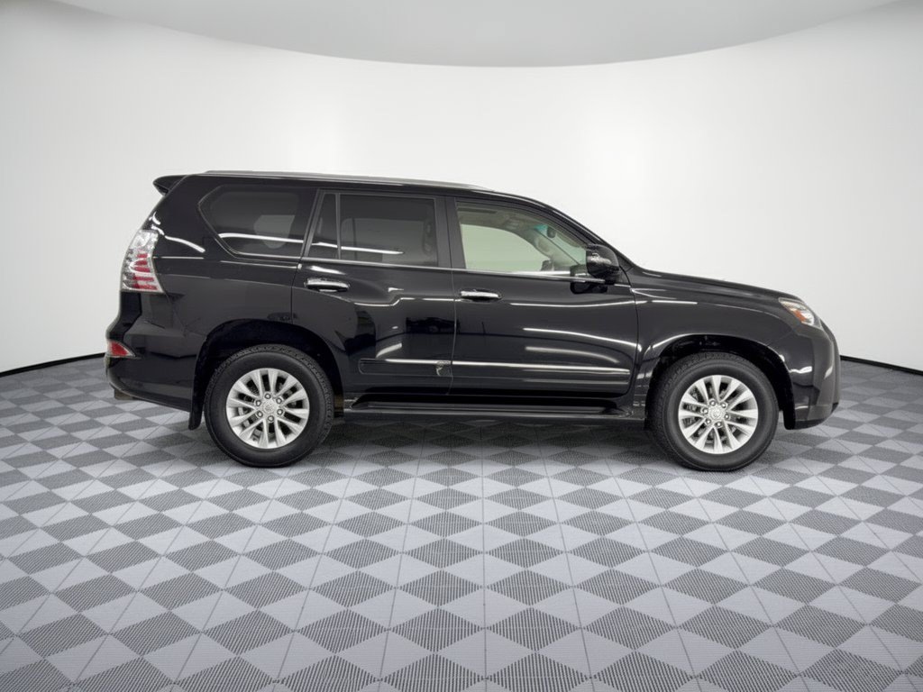 Used 2016 Lexus GX 460 w/ Premium Package AWD/4WD image 8