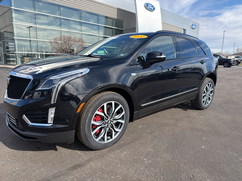 Used 2022 Cadillac XT5 Sportv w/ Technology Package image 2