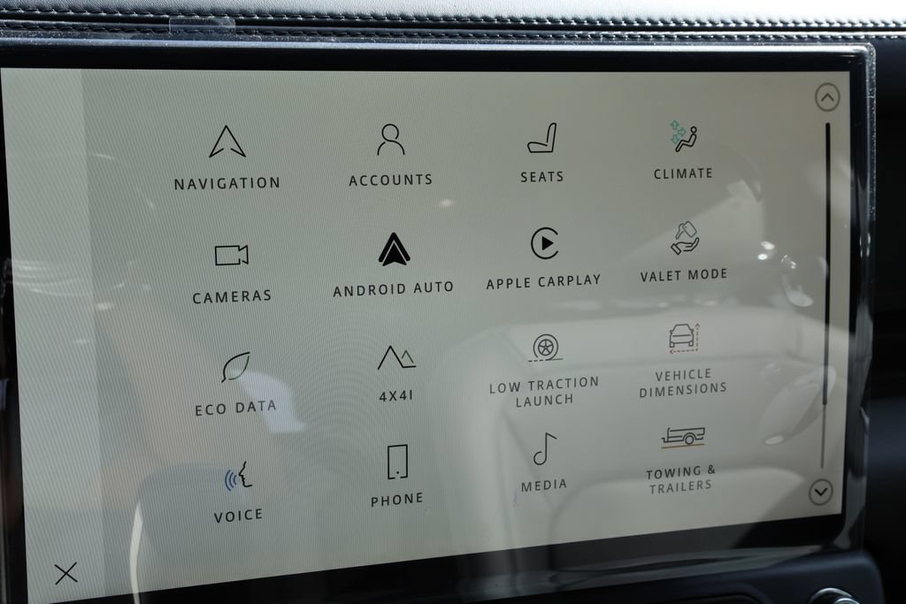 New 2026 Land Rover Defender 110 S AWD/4WD image 23