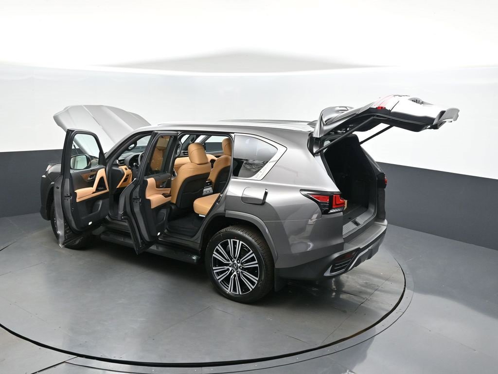 New 2026 Lexus LX 600 4WD w/ Luxury Package image 2