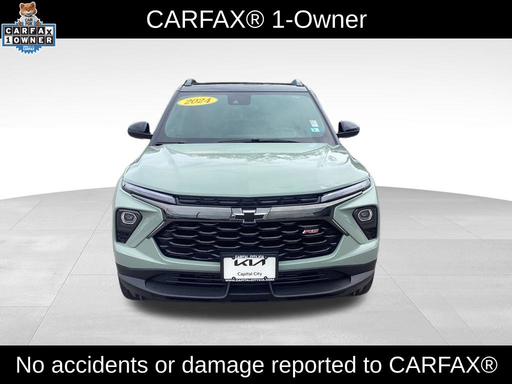 Used 2024 Chevrolet TrailBlazer RS w/ Driver Confidence Package AWD/4WD image 2