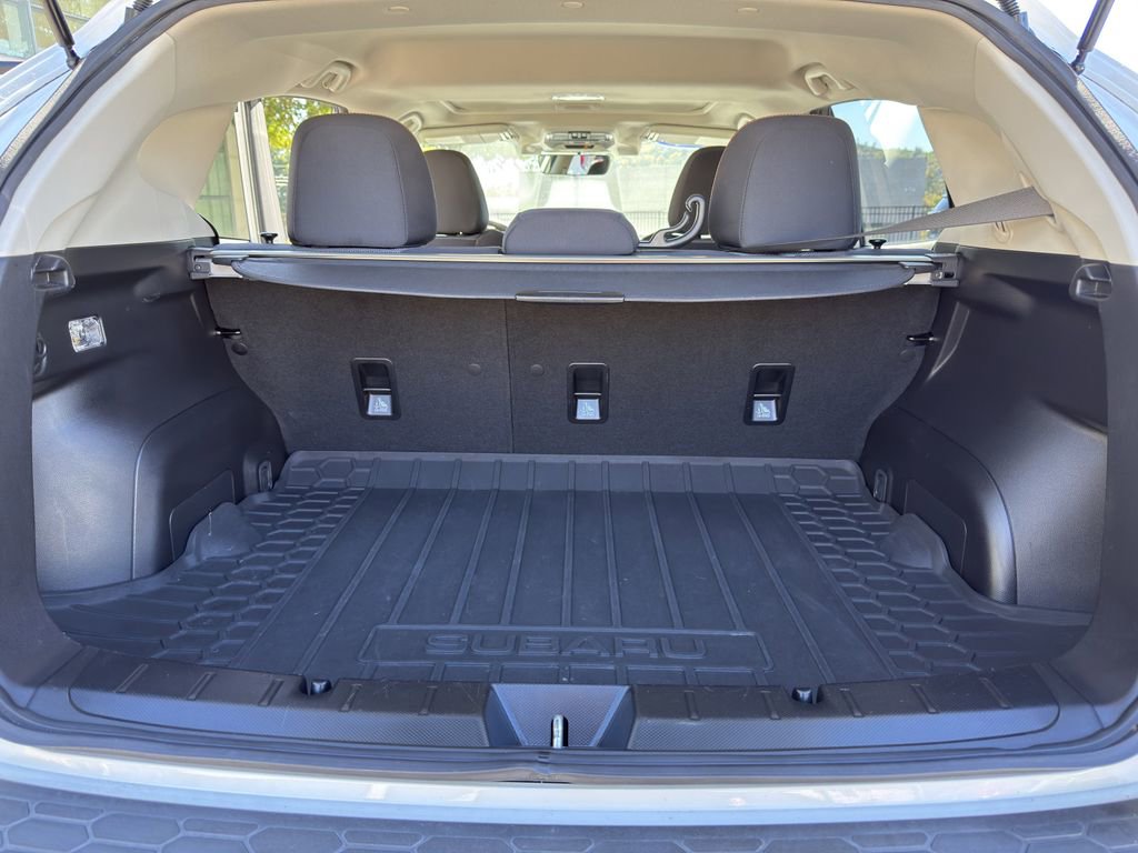 Used 2021 Subaru Crosstrek 2.0i Premium w/ Moonroof Package image 12