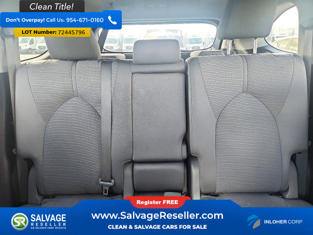 Used 2023 Toyota Highlander L FWD image 13