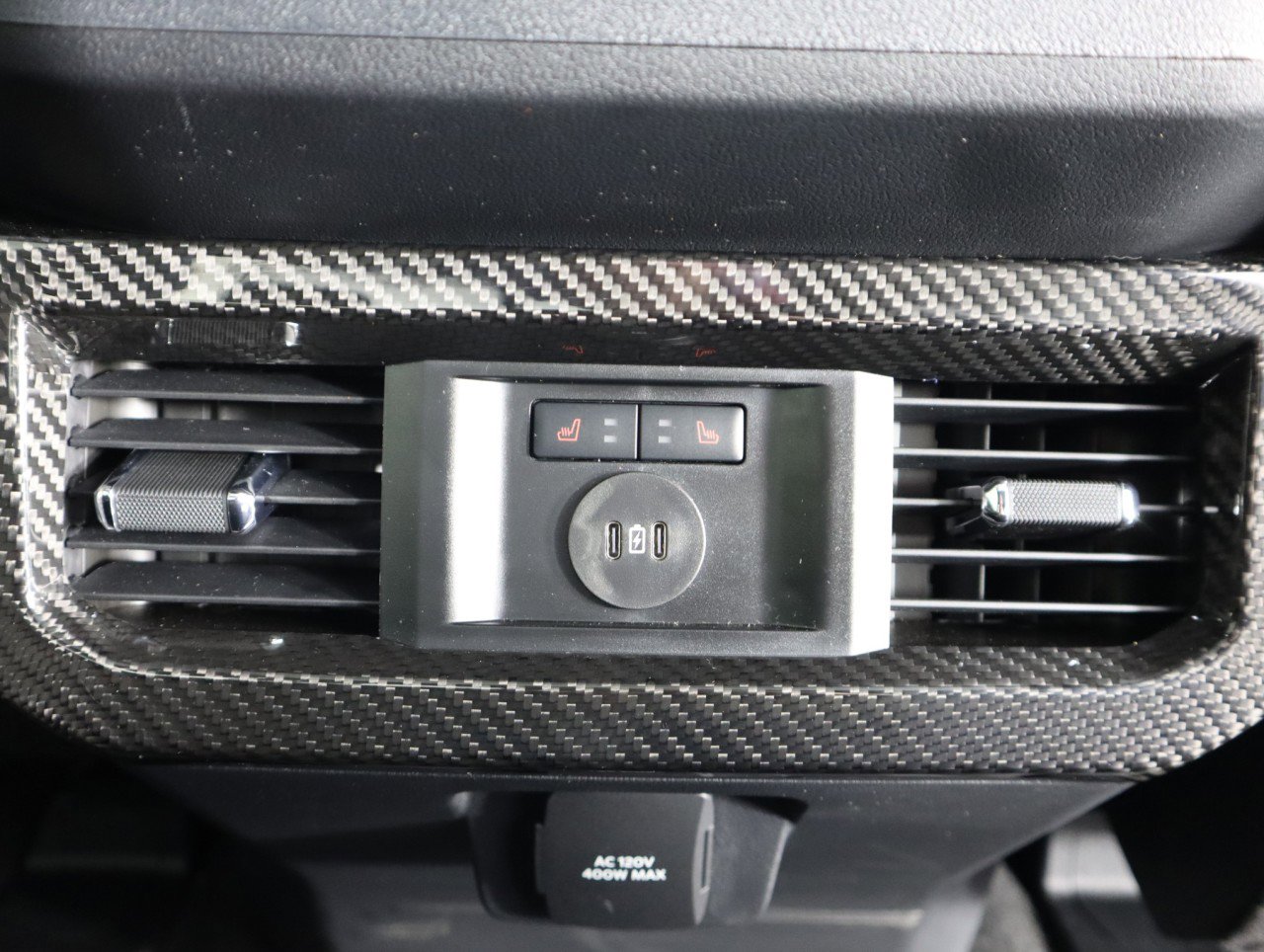 Used 2025 Ford F250 Lariat w/ Lariat Ultimate Package image 17