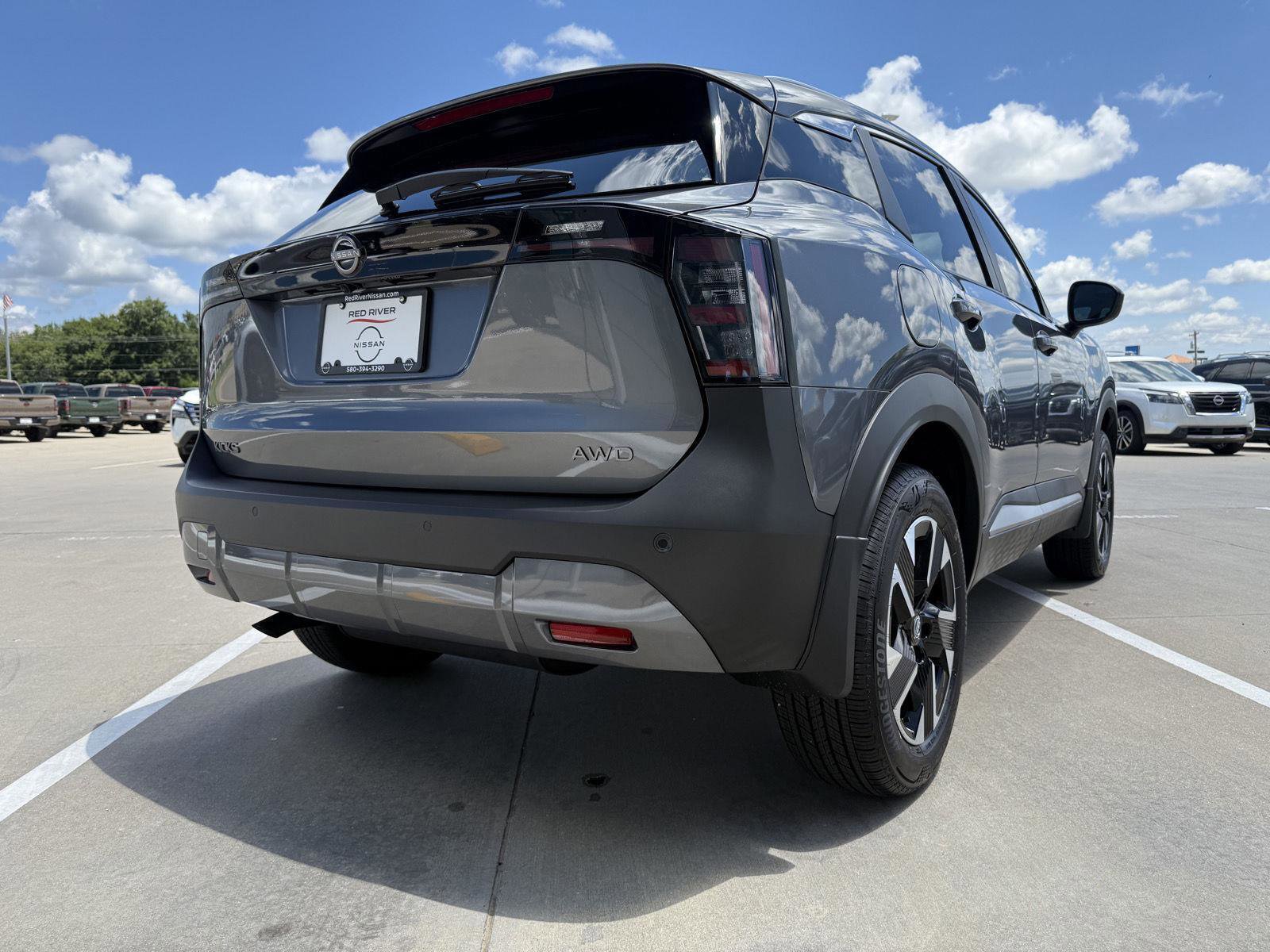 New 2026 Nissan Kicks SV w/ SV Premium Package image 7
