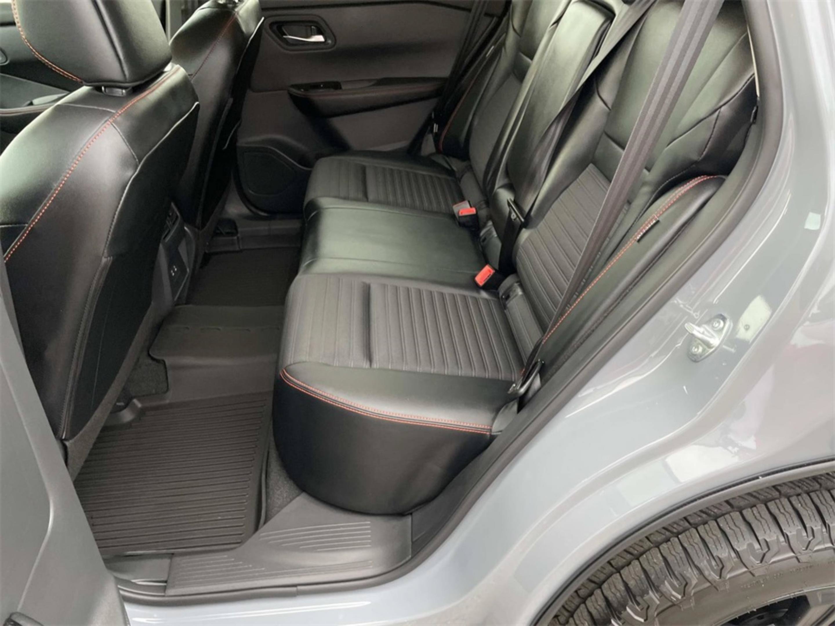 New 2026 Nissan Rogue SV AWD/4WD image 10