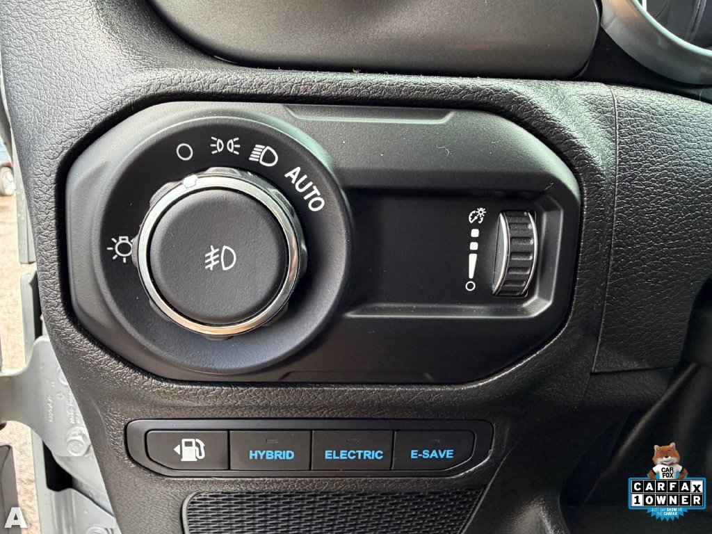 Used 2023 Jeep Wrangler Unlimited AWD/4WD image 7