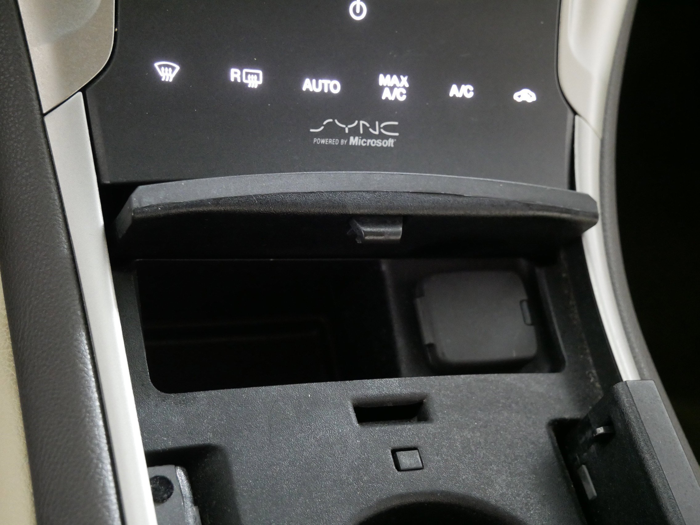 Used 2014 Lincoln MKZ AWD w/ Equipment Group 102A Reserve image 29