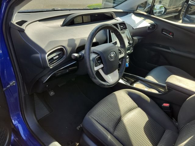 Used 2016 Toyota Prius Three FWD image 19