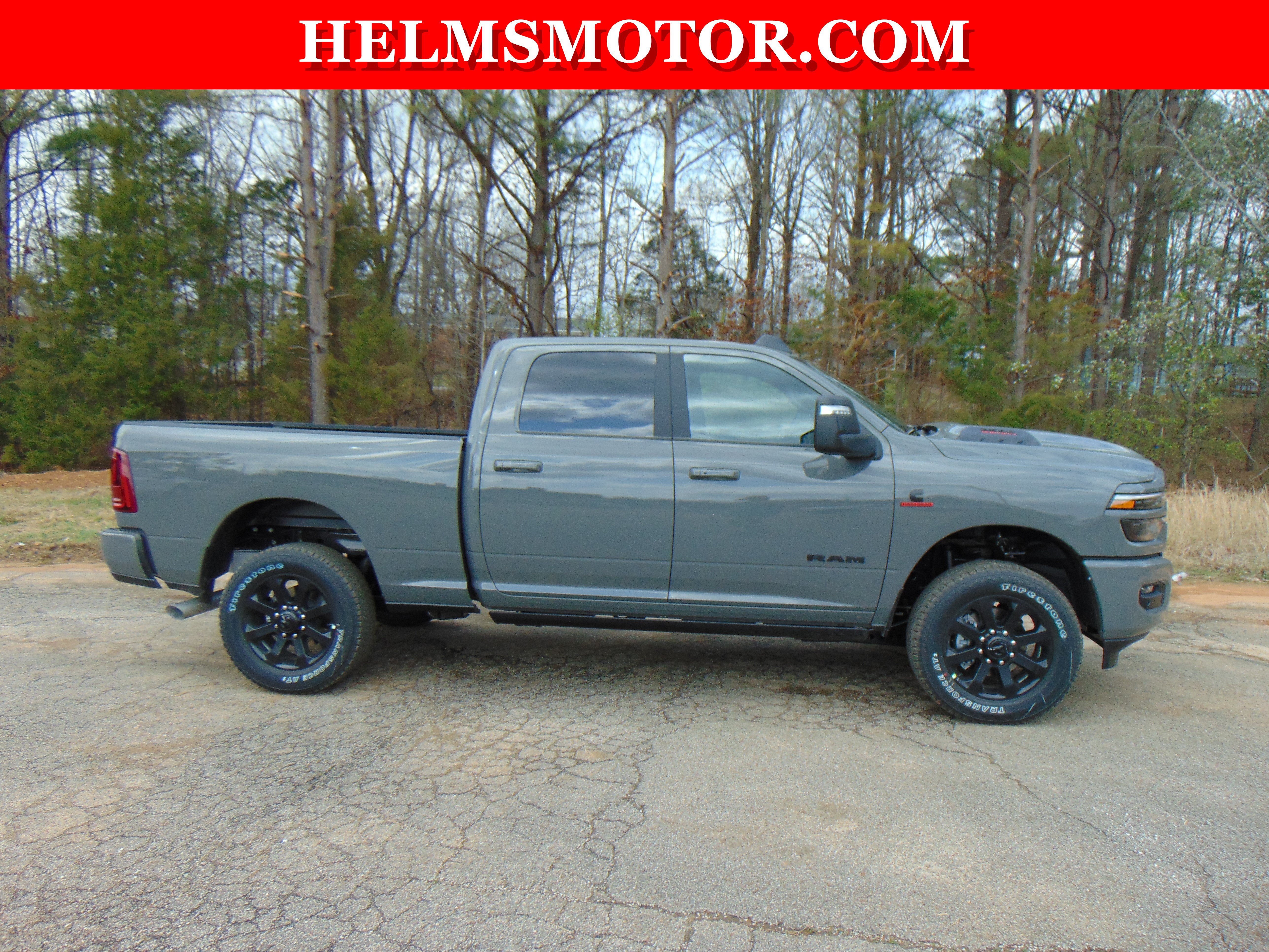 New 2026 RAM 2500 Laramie AWD/4WD image 18