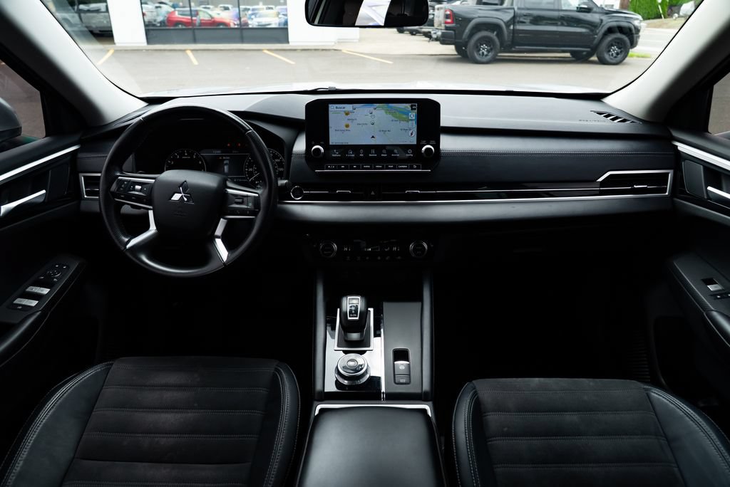 Used 2022 Mitsubishi Outlander SE FWD image 8