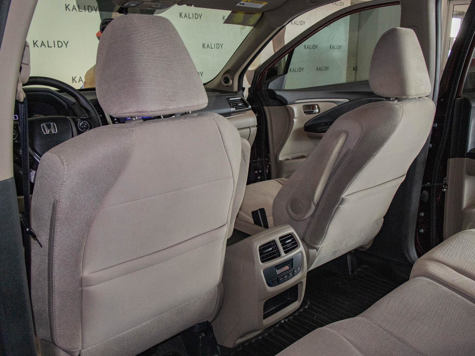 Used 2017 Honda Pilot EX image 9