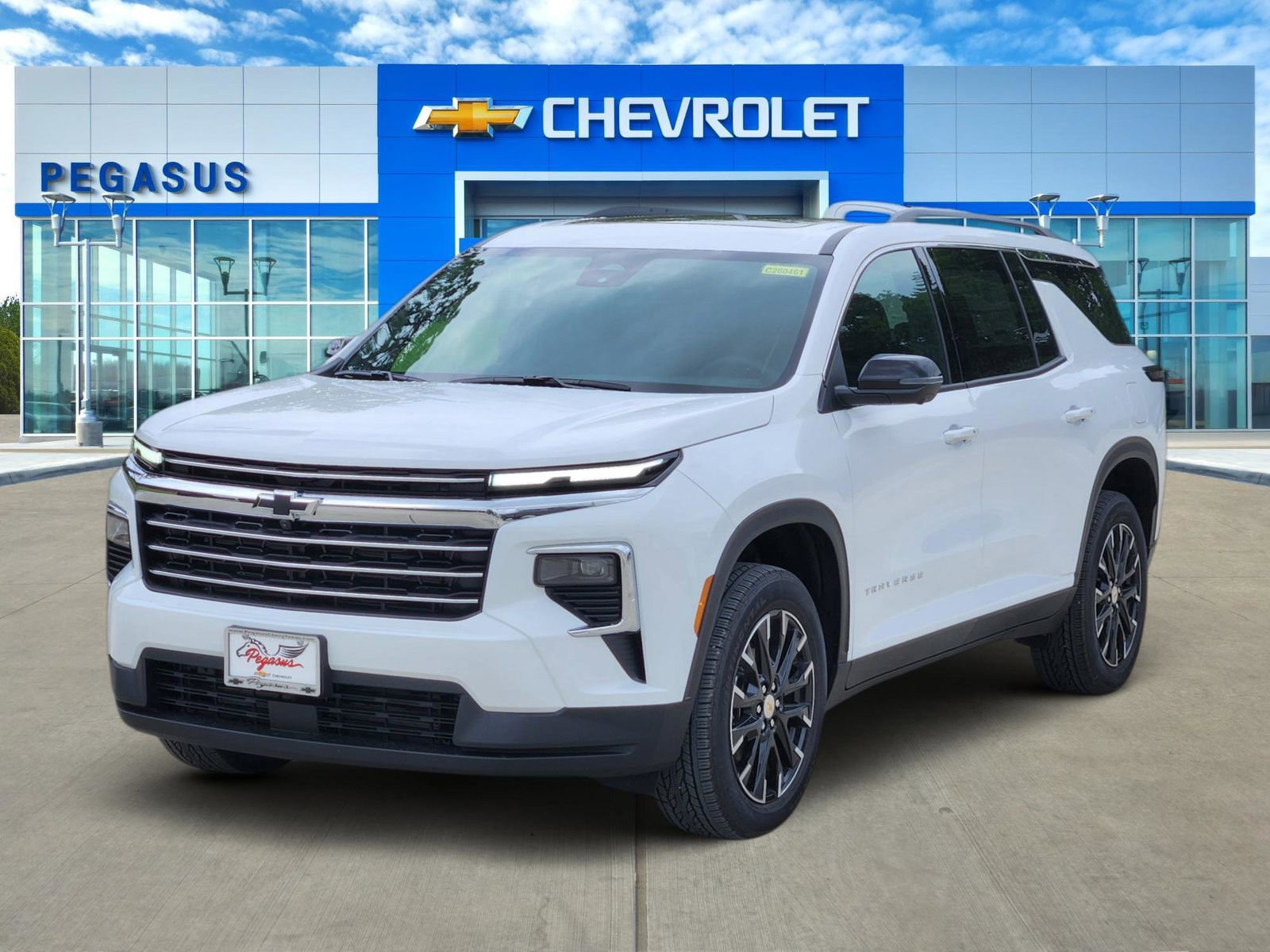 New 2026 Chevrolet Traverse LT w/ Sun and Wheel Package FWD image 2