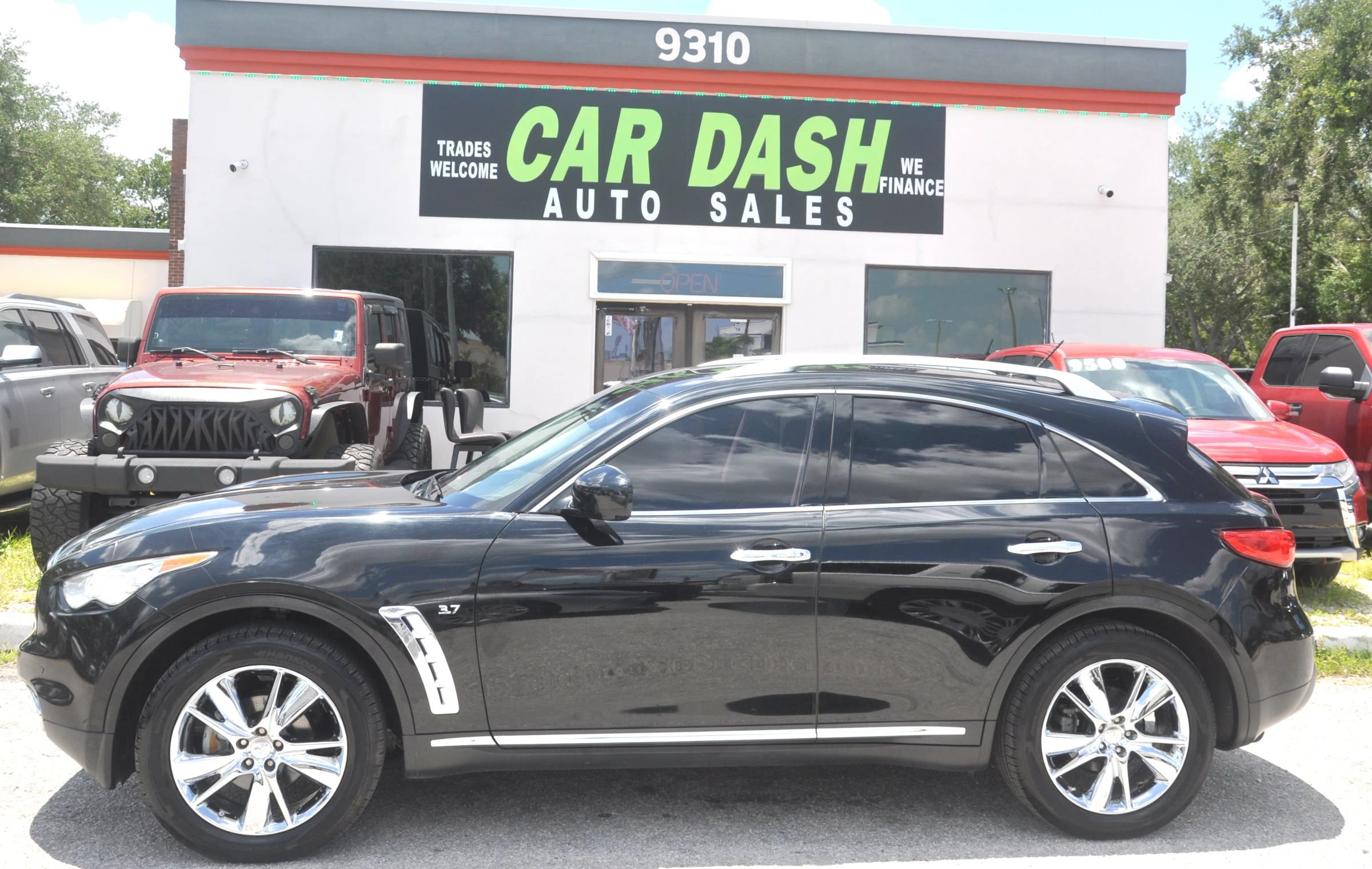 Used 2014 INFINITI QX70 AWD w/ Premium Package image 15