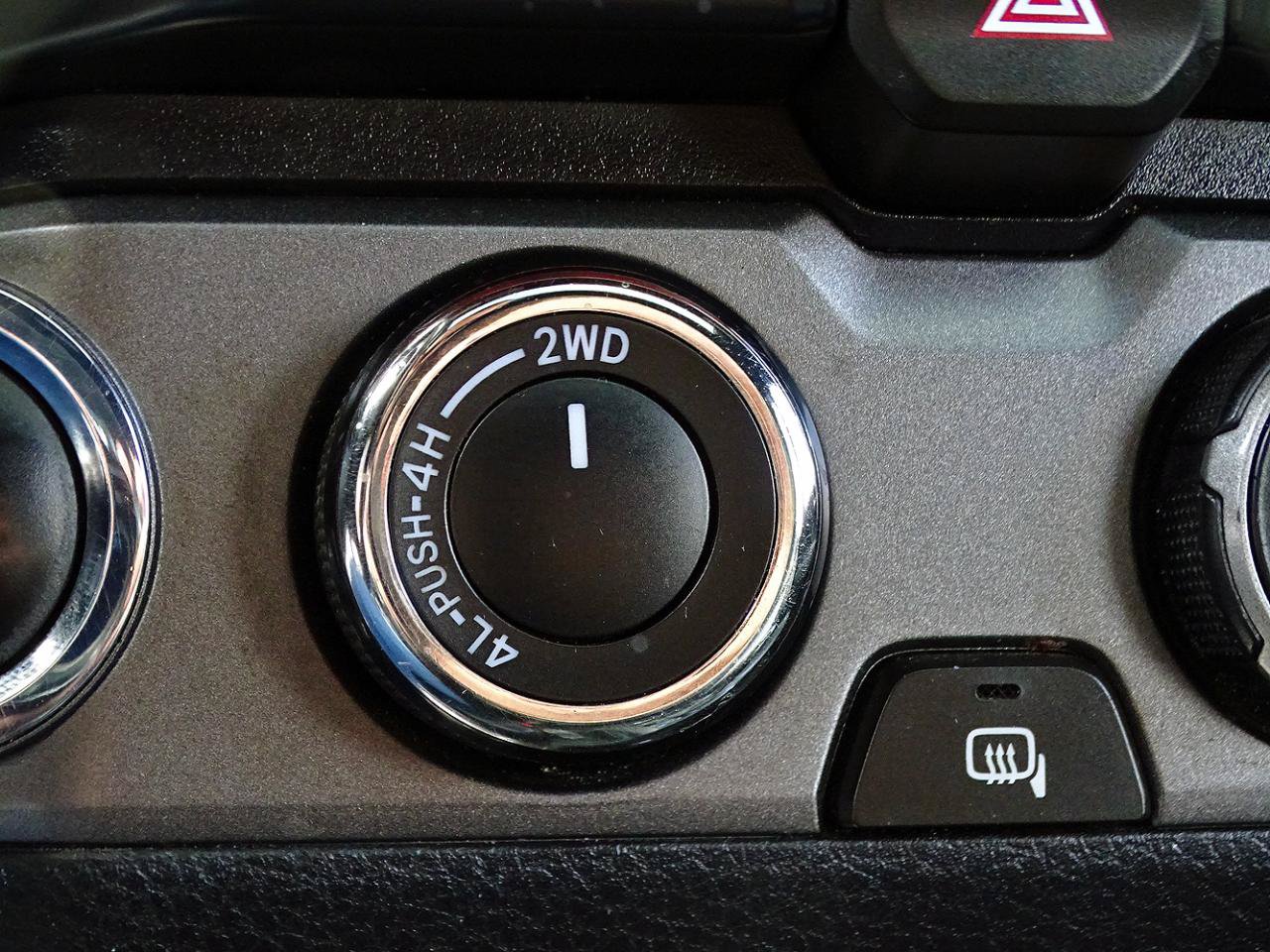 Used 2019 Toyota Tacoma TRD Off-Road AWD/4WD image 22