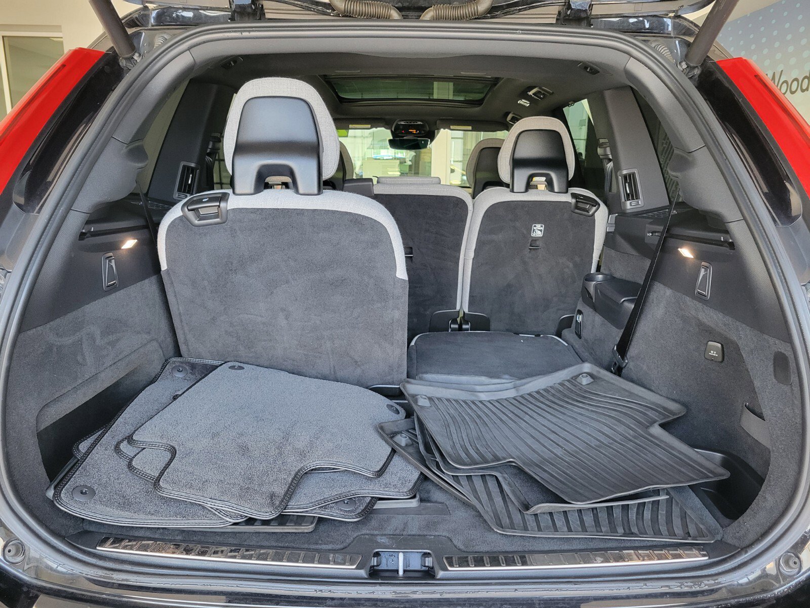 Used 2021 Volvo XC90 T8 Inscription image 15