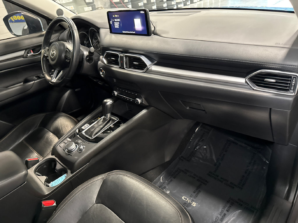 Certified 2021 MAZDA CX-5 Touring w/ Touring Preferred SV Package AWD/4WD image 17