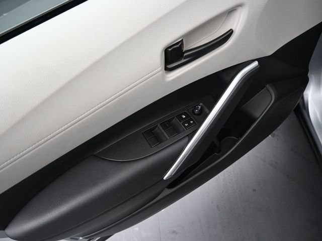 Certified 2022 Toyota Corolla Cross L image 23