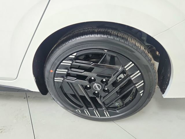 New 2026 Nissan Sentra SR w/ Floor Mat Package image 39