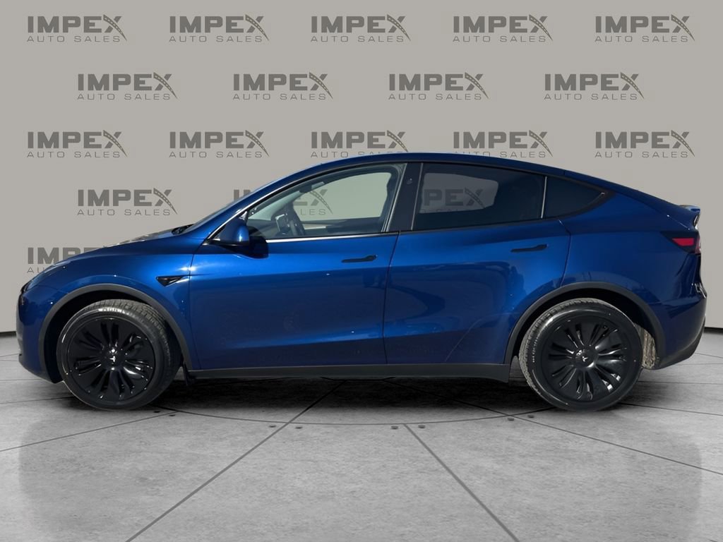 Used 2024 Tesla Model Y Long Range image 2