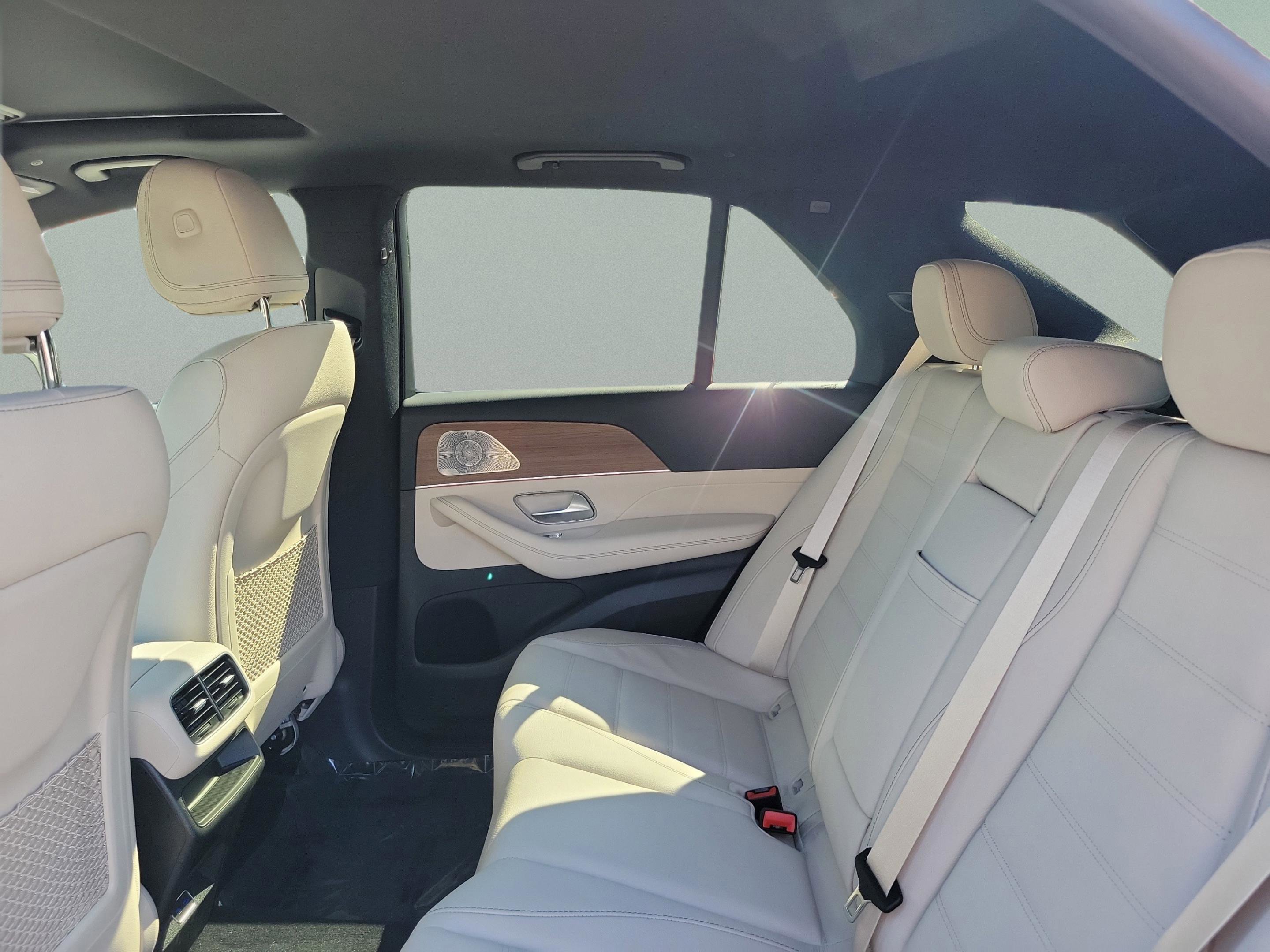 Certified 2026 Mercedes-Benz GLE 580 4MATIC image 11