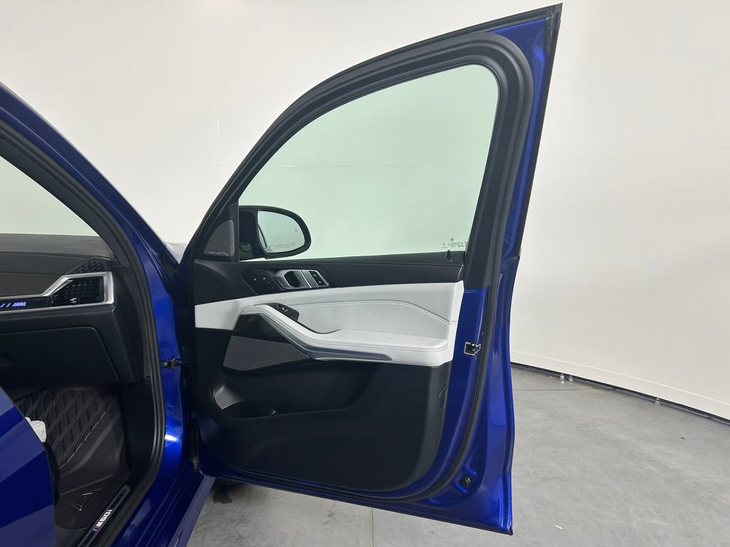 Used 2026 BMW X5 M60i AWD/4WD image 24