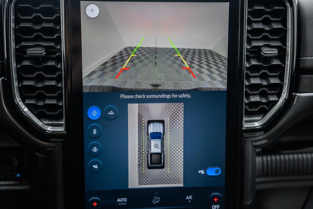 Certified 2025 Ford Ranger Lariat w/ FX4 Off-Road Package image 45