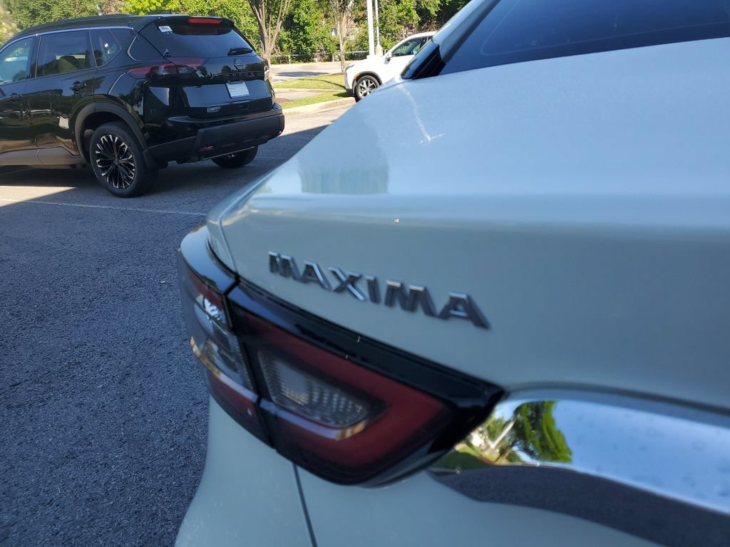 Certified 2023 Nissan Maxima Platinum w/ Sport Mat Group FWD image 7