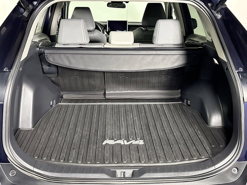 Used 2024 Toyota RAV4 XLE Premium image 21