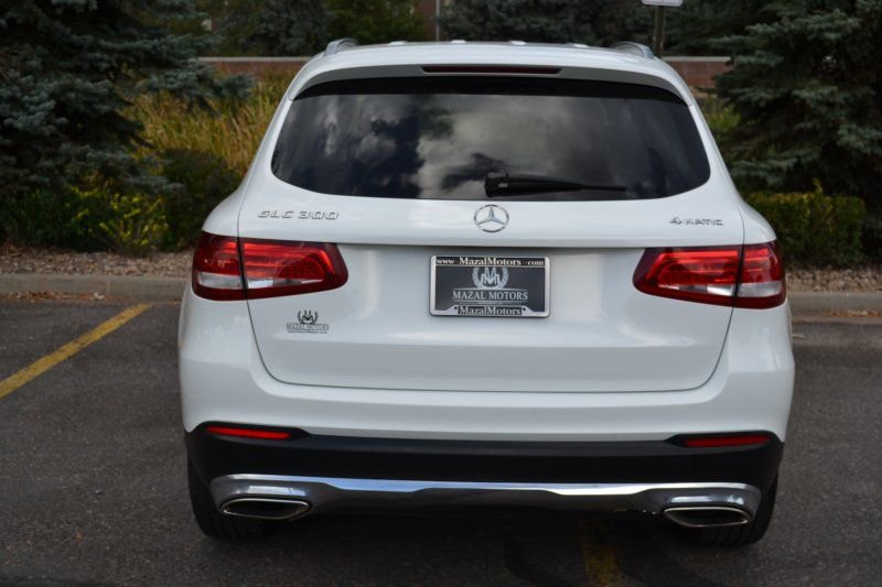 Used 2016 Mercedes-Benz GLC 300 4MATIC image 10