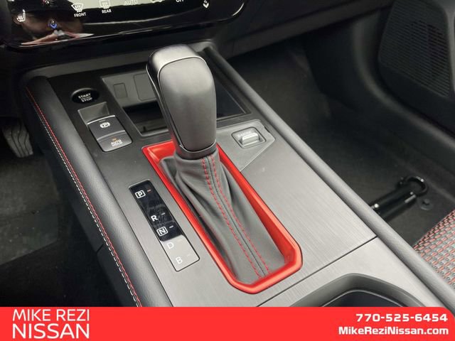New 2026 Nissan Kicks SR w/ SR Premium Package FWD image 17