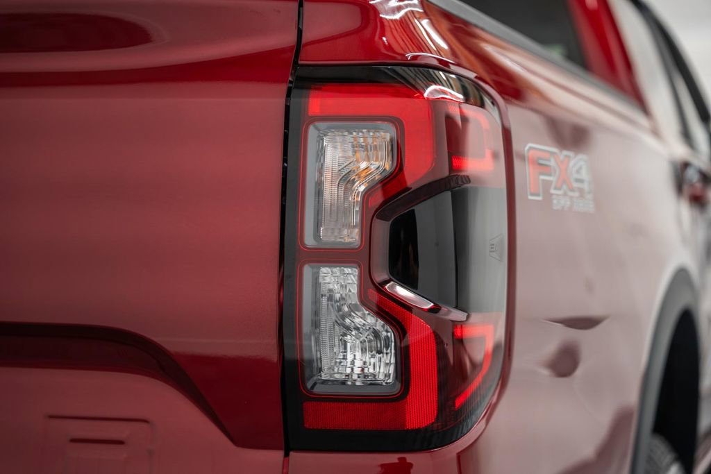 Certified 2025 Ford Ranger Lariat w/ FX4 Off-Road Package image 7