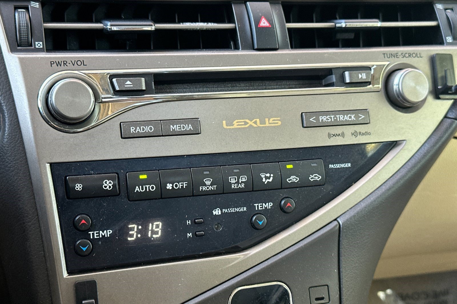 Used 2014 Lexus RX 350 AWD w/ Premium Package image 18