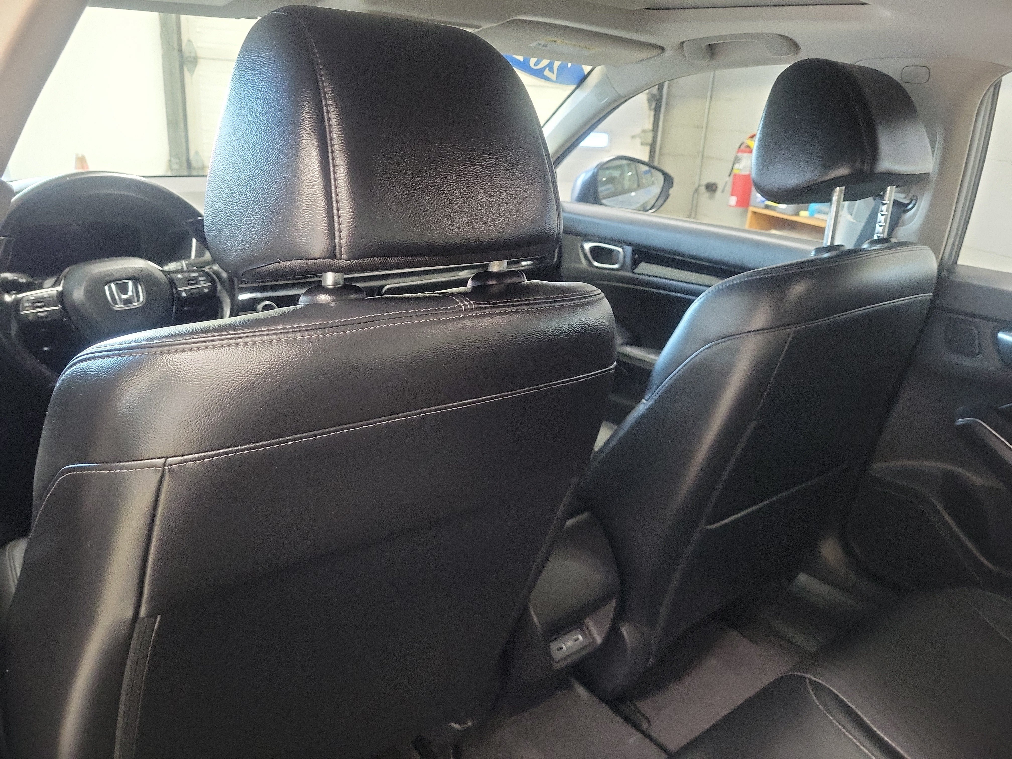 Used 2022 Honda Civic Touring image 11