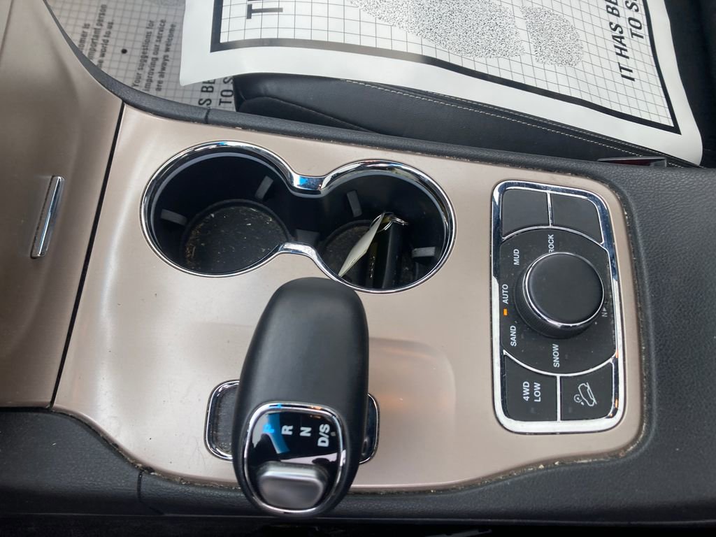 Used 2015 Jeep Grand Cherokee Limited image 30