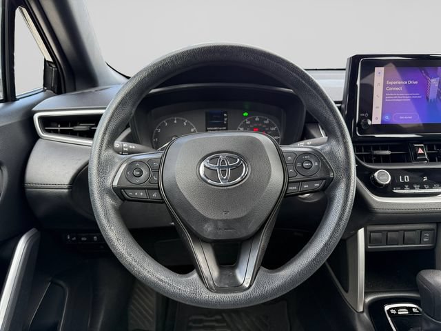 Used 2023 Toyota Corolla Cross AWD Hybrid image 14