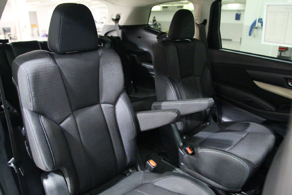 Used 2020 Subaru Ascent Premium w/ Convenience Package AWD/4WD image 24