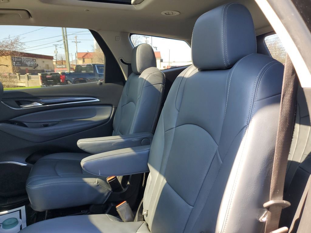 Used 2021 Buick Enclave Essence w/ Sport Touring Edition AWD/4WD image 10