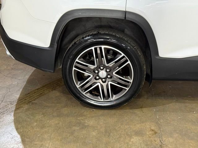 Used 2019 GMC Acadia SLT w/ LPO, Floor Liner Package FWD image 6