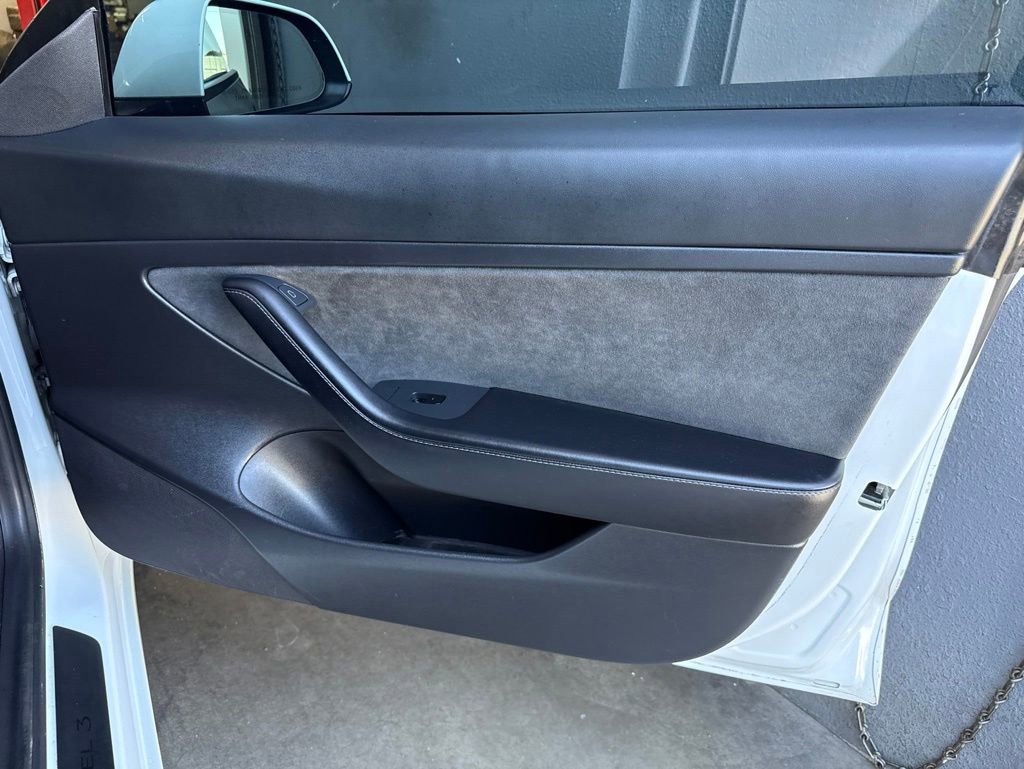 Used 2021 Tesla Model 3 Standard Range Plus RWD image 31