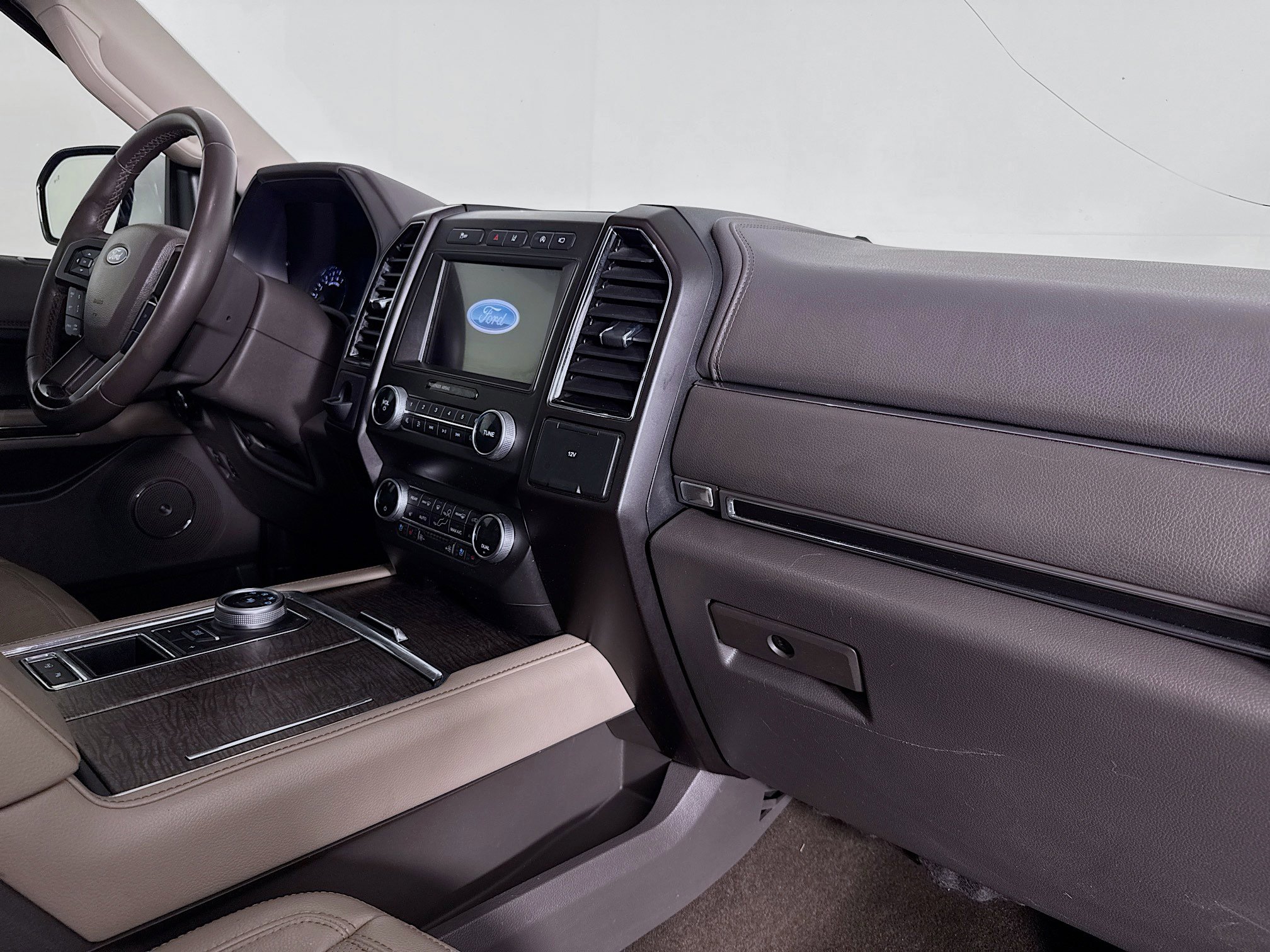 Used 2021 Ford Expedition Limited RWD image 29