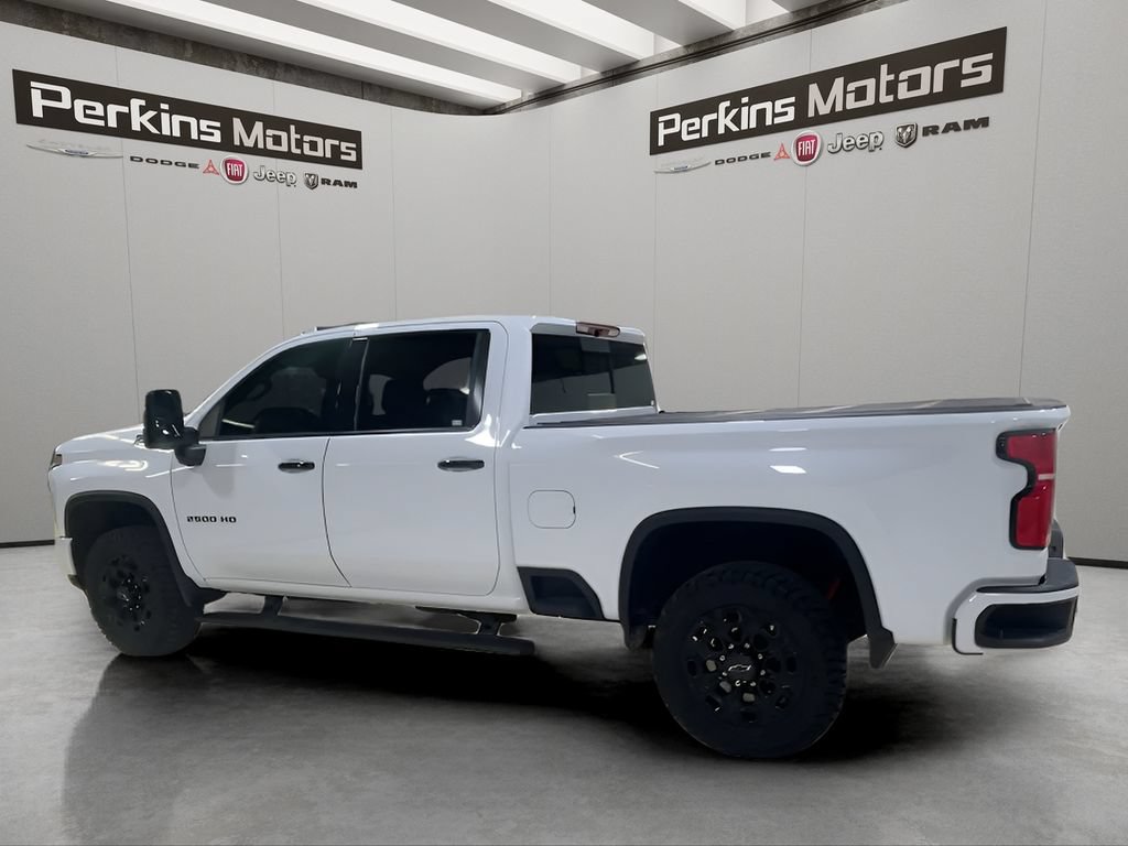 Used 2024 Chevrolet Silverado 2500 LTZ w/ LTZ Plus Package AWD/4WD image 3