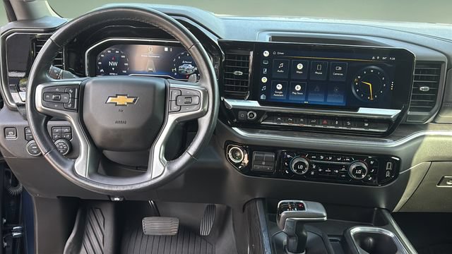 Used 2022 Chevrolet Silverado 1500 LTZ AWD/4WD image 10