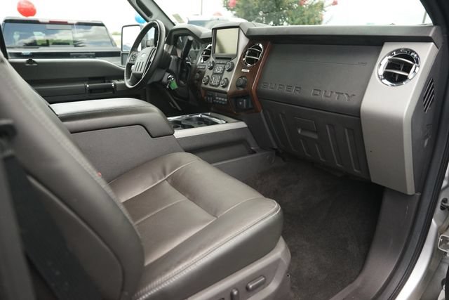 Used 2016 Ford F250 Lariat w/ Lariat Ultimate Package AWD/4WD image 18