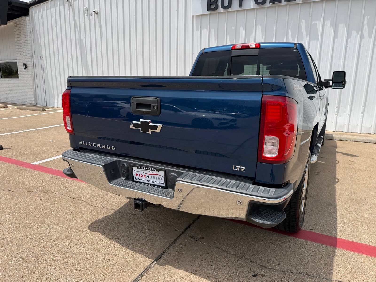Used 2017 Chevrolet Silverado 1500 LTZ w/ Sport Package AWD/4WD image 6