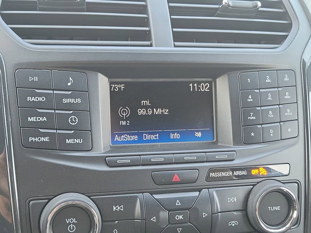 Used 2018 Ford Explorer XLT image 29