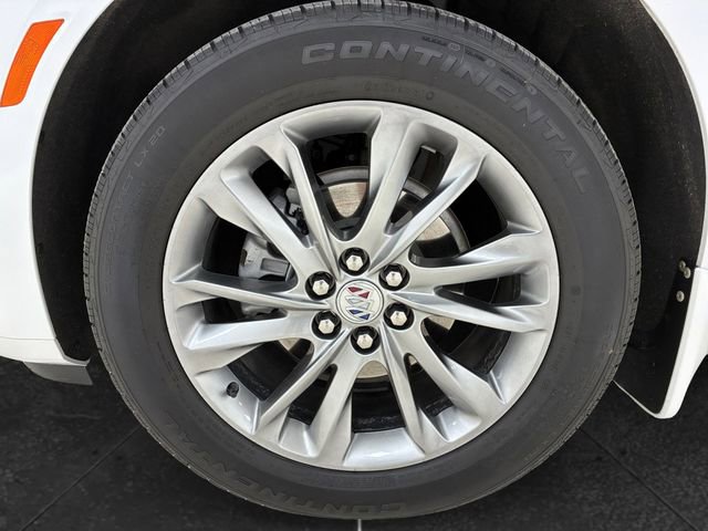 Used 2023 Buick Enclave Avenir w/ Avenir Technology Package image 9