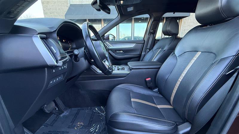 Used 2024 MAZDA CX-90 Plug-In Hybrid w/ Premium Plus image 11